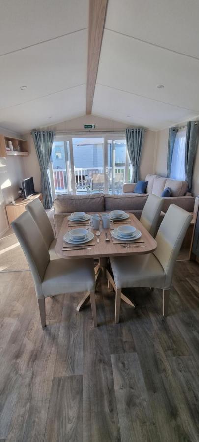 Parkview Caravan California Cliffs Great Yarmouth Eksteriør billede